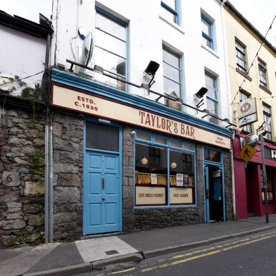 Taylor's Bar & Beer Garden